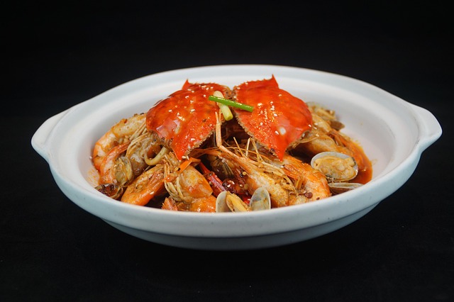 Japanese food with shrimp and crab